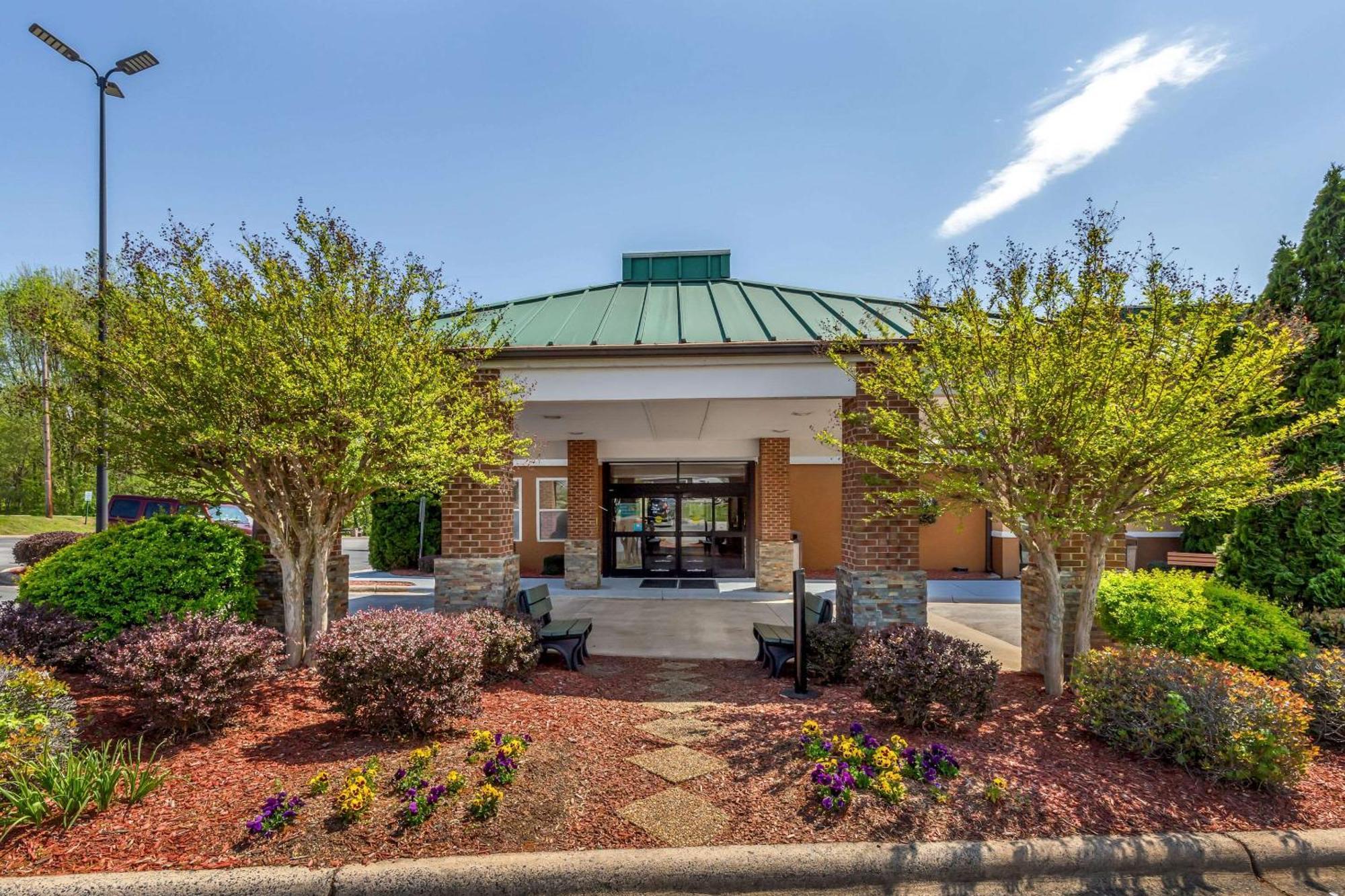 Quality Inn Asheboro South Экстерьер фото