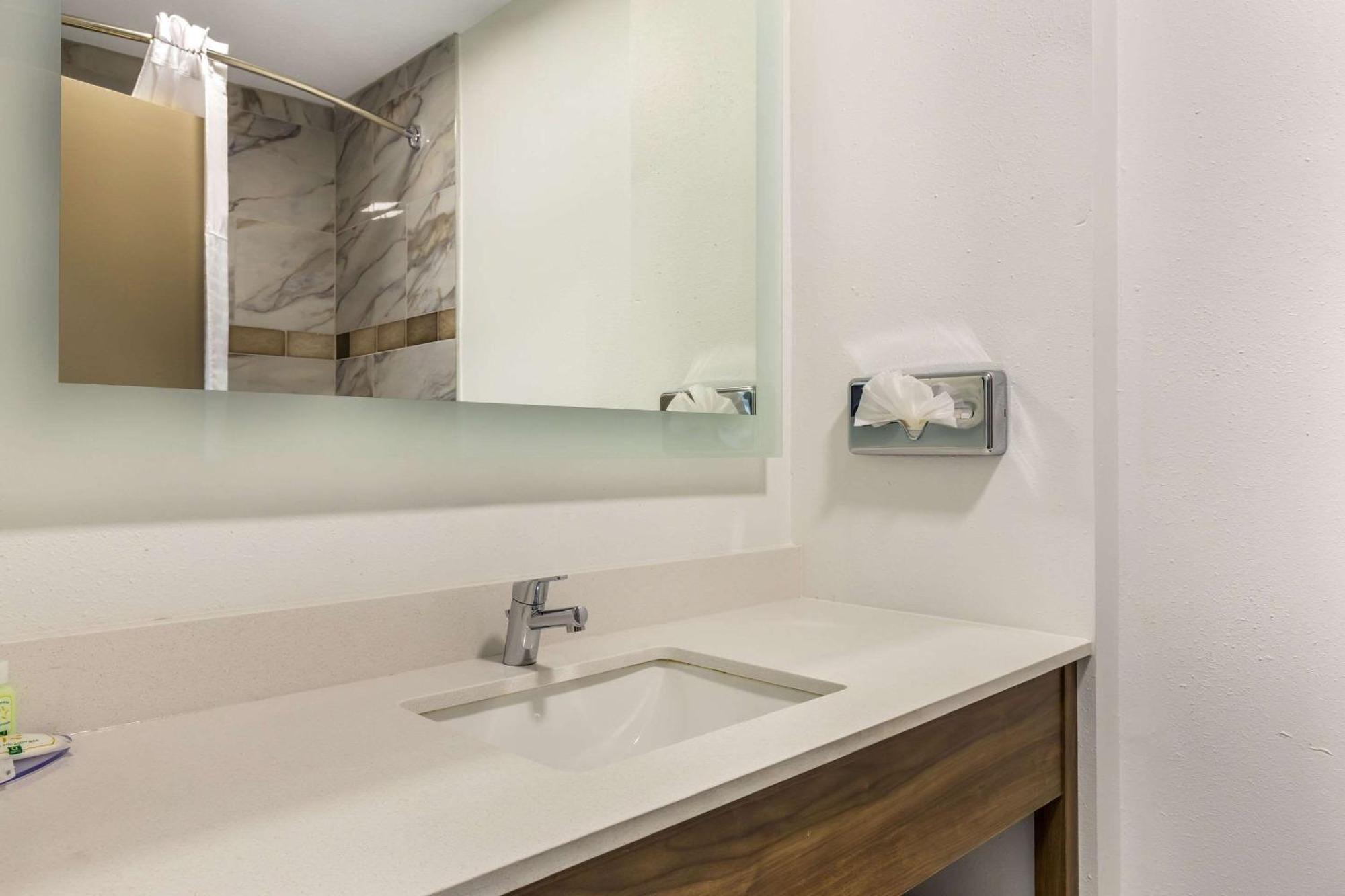 Quality Inn Asheboro South Экстерьер фото